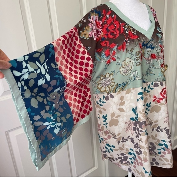 Soft Surroundings Izumi Pullover Kimono Sleeve Asian Floral V-Neck Tunic Blouse - Picture 4 of 13